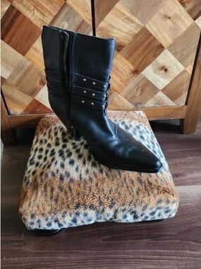 Harley-Davidson Black Pointed Western Ankle Boots